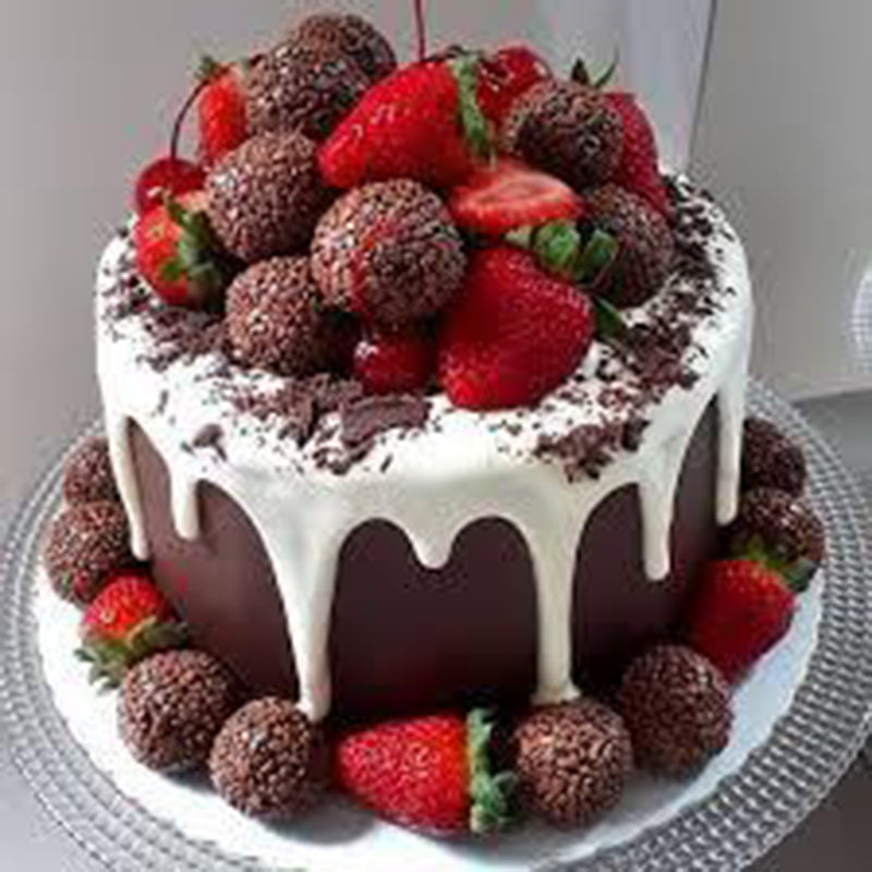 Strawberry Chocolate Cake with White Chocolate Ganache  1.5kg